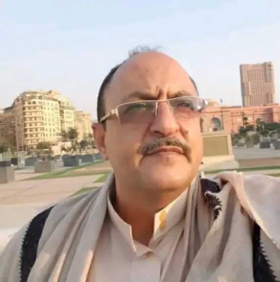 مستشار حوثي يفضح جماعته: نُذلّ الناس في عمران ونُغيّر دينهم بالقوة و'نُعاملهم كخصوم'