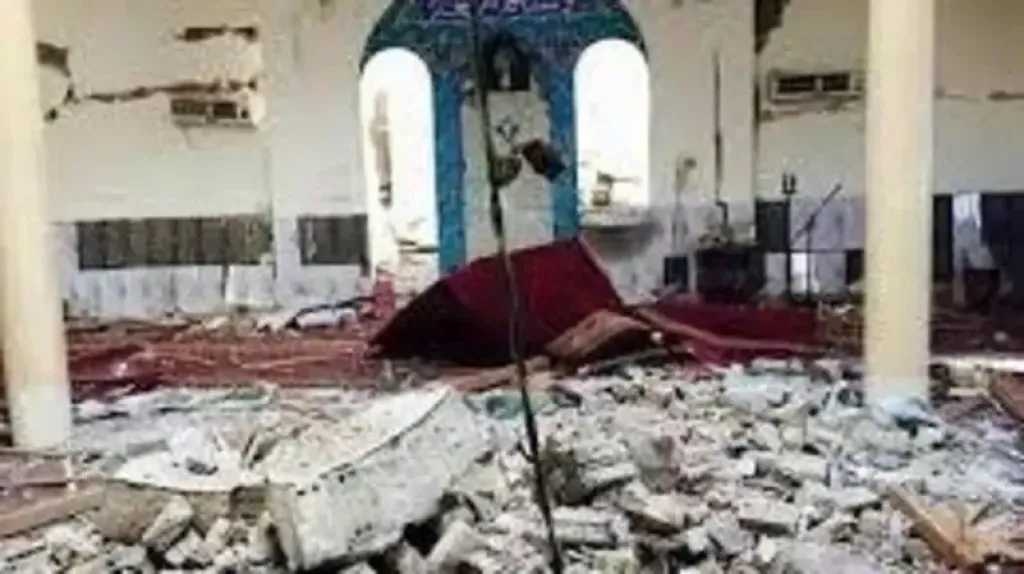 ميليشيا الحوثي تقتحم مساجد وتختطف أئمة في البيضاء وإب وتغلق مراكز تحفيظ القرآن