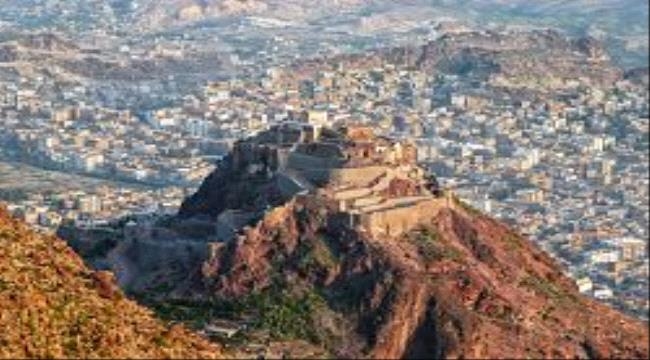استشهاد 4 أطفال بمقذوف حوثي في تعز
