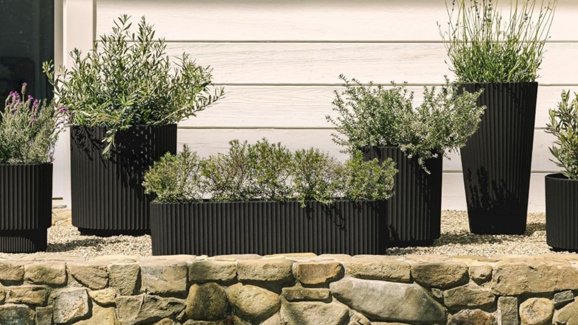 Upgrade Your Outdoor Garden With These Planter Pots And Boxes
