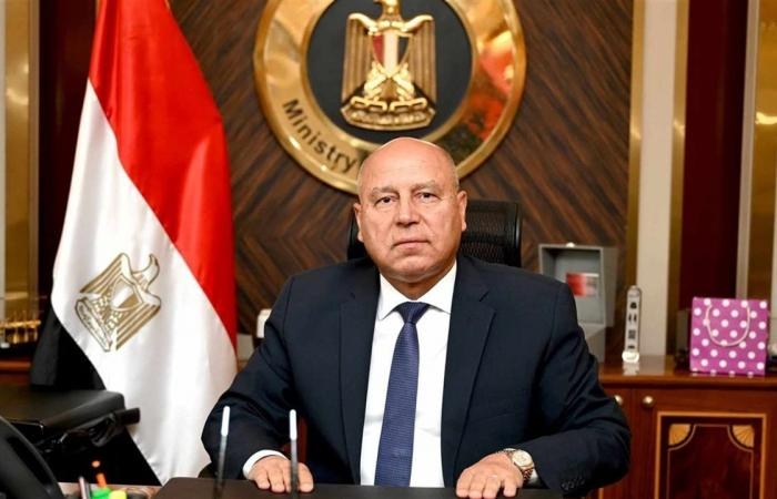 أخبار العالم : تكليف نائب وزير النقل بالإشراف على تنفيذ التطوير الشامل للطريق الدائري الإقليمي