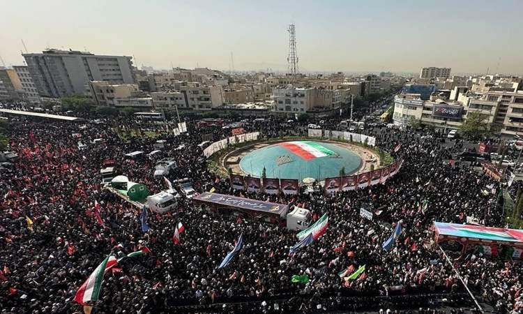 مراسم تشييع جثامين شهداء العدوان الصهيوني بطهران