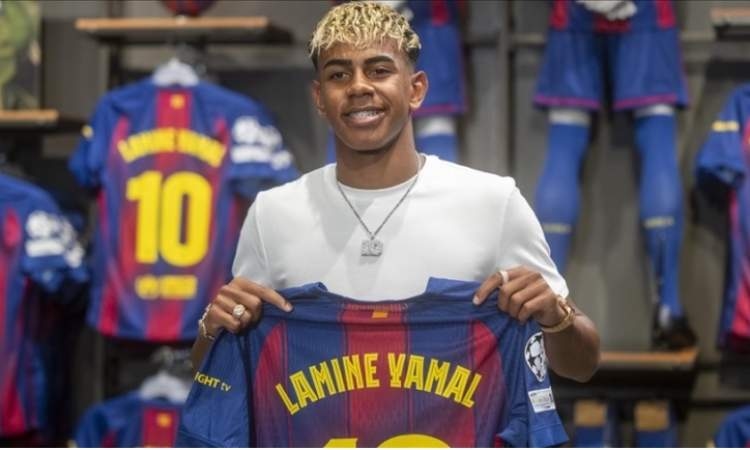استفتاء صحفي: لامين جمال أفضل لاعب في العالم