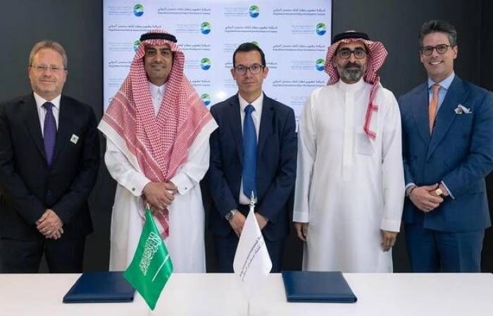 شركة تطوير مطار الملك سلمان الدولي توقّع مذكرة لتعزيز استخدام الطاقة المستدامة