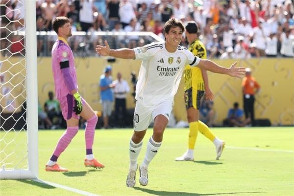 هدف مبكر لريال مدريد في شباك بوروسيا «فيديو»