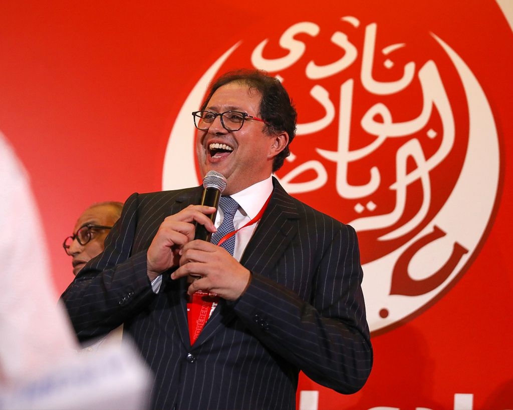 الوداد بعد نكسة مونديال الأندية.. آيت منا بدل الإستقالة يفكر في إقالة بنهاشم ومصير الملايين مجهول