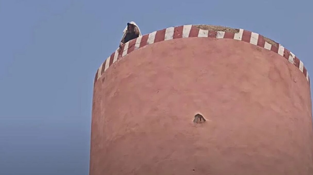 اعتداء واحتجاز ينتهيان بإصابة خطيرة خلال اعتصام فوق خزان مياه ببني ملال (سلطات محلية)