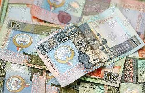 سعر الدينار الكويتي مقابل الجنيه اليوم الأحد في البنوك المصرية