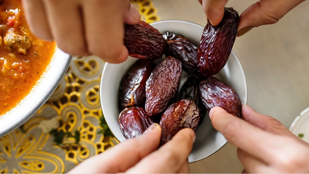 التمر.. كنز غذائي طبيعي لصحة القلب والمناعة والهضم