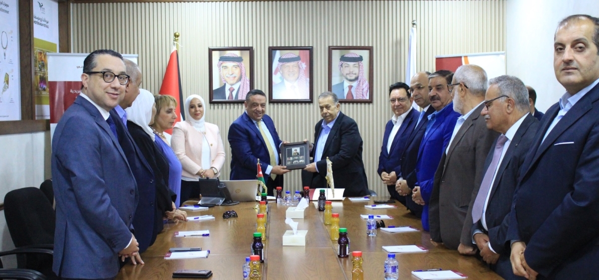 جماعة عمان لحوارات المستقبل تزور البريد الأردني