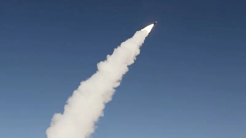 سقوط صاروخ حوثي قبل وصوله إلى أجواء إسرائيل