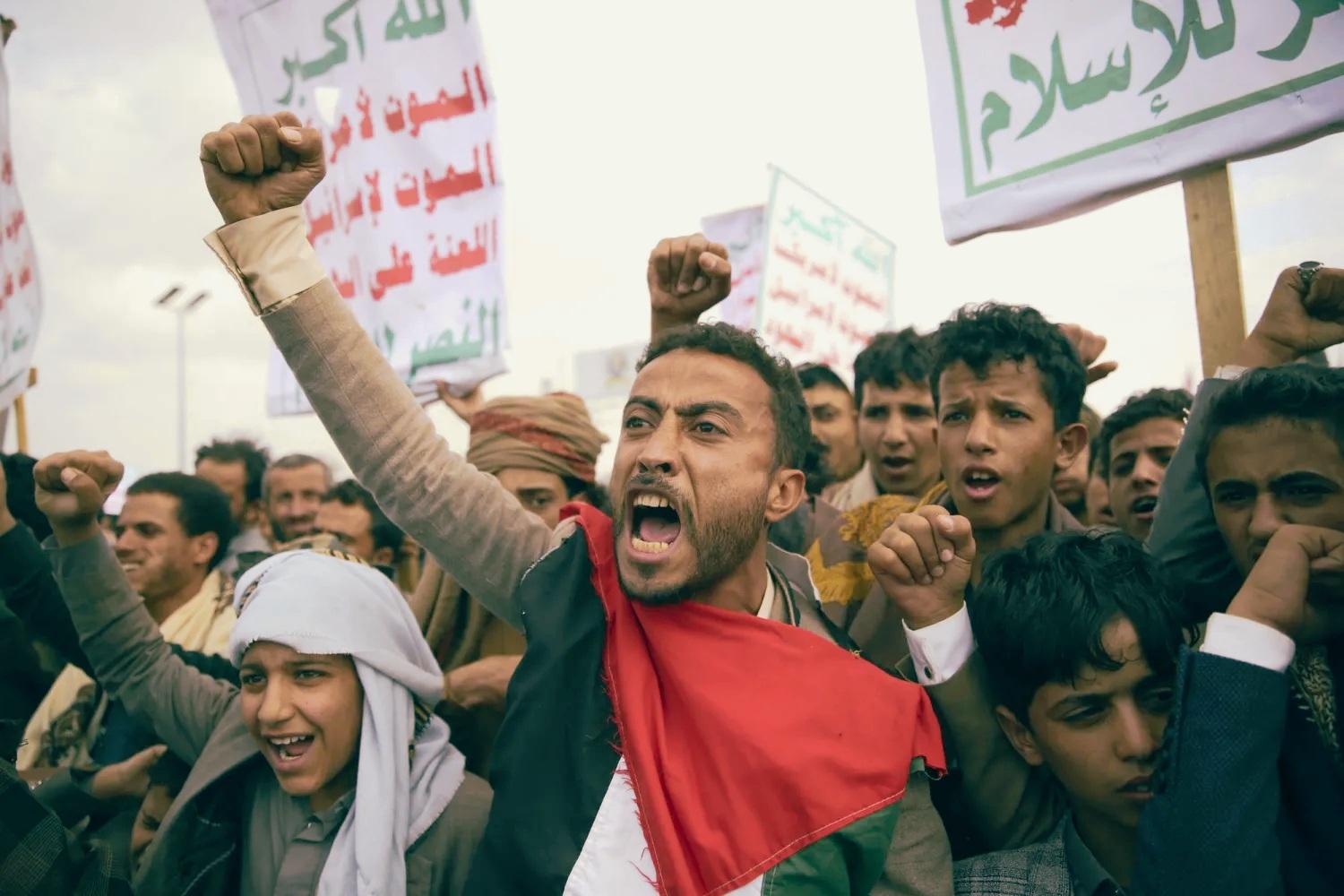الحوثيون يتهمون غروندبرغ بـ«الانحياز» ويلوِّحون بقطع التواصل معه