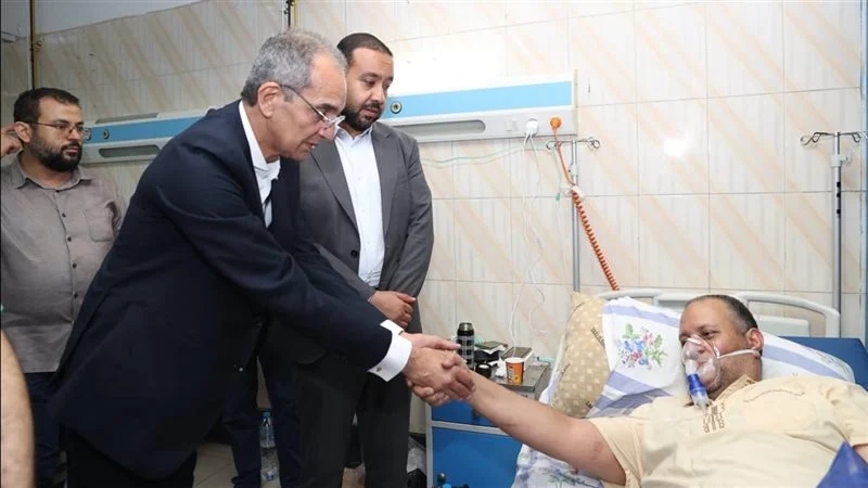 وزير الاتصالات بعد حريق سنترال رمسيس: عودة الخدمات تدريجيا