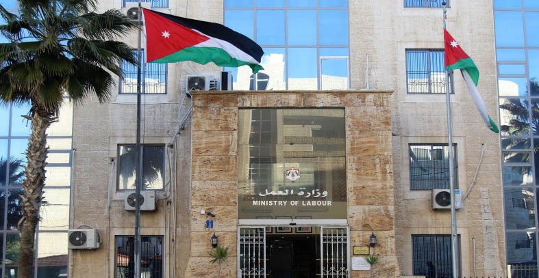120 دعوى عمالية سُجلت لدى سلطة الأجور بوزارة العمل خلال النصف الأول من العام