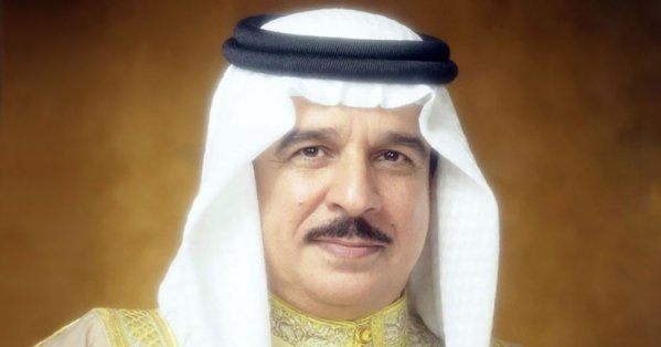 جلالة الملك المعظم يستقبل السفير الأميركي وقائد الأسطول الخامس ويشيد بالتعاون العسكري