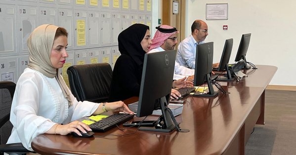 165 ألف دينار لاستئجار مركبات خفيفة لهيئة الكهرباء والماء