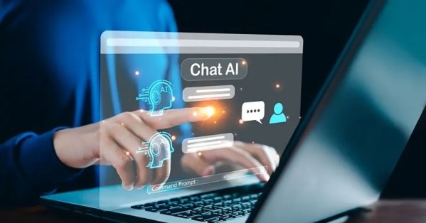 كيف غيّر الذكاء الاصطناعي تجربة المستخدم في التطبيقات التقنية