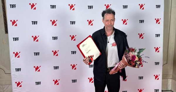 جائزة أفضل مخرج لفيلم سوفتكس بمهرجان ترانسيلفانيا السينمائي
