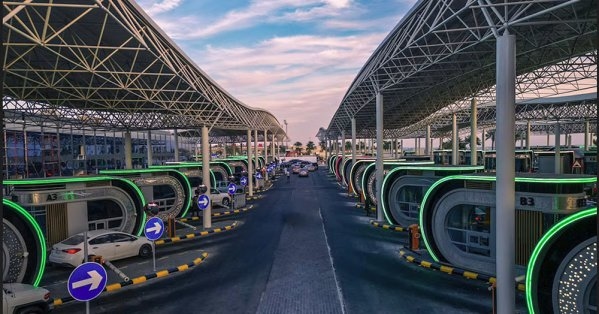 موظف في 'جسر الملك فهد' يختلس أكثر من 5 آلاف دينار