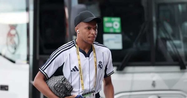 تصرف غريب.. ريال مدريد يترك مبابي وحيداً