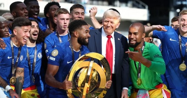 فيديو.. ترامب يحدد أفضل لاعب في تاريخ كرة القدم