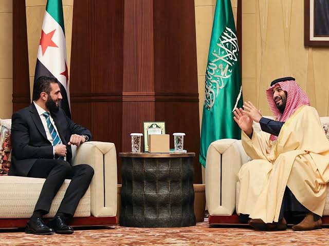 بتوجيه من ولي العهد.. السعودية تُنشئ مجلس أعمال مشترك مع سوريا وتوقع اتفاقيات استثمارية كبرى