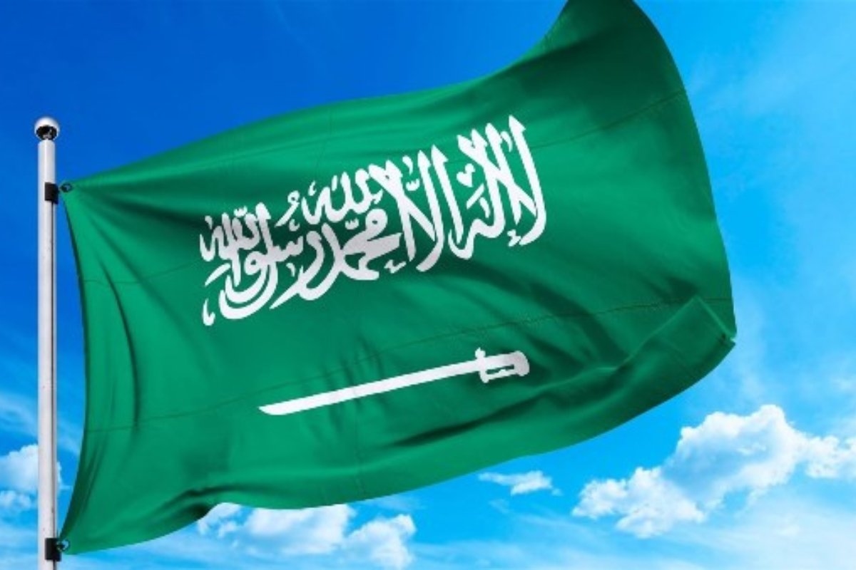 مقطع يوثق عراكًا بين يمنيين في السعودية.. وتحرك رسمي يلوح في الأفق
