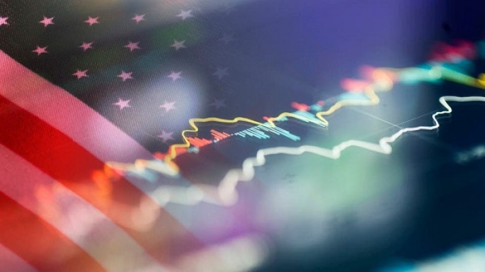 الأسهم الأمريكية تتباين مع تصاعد التوترات بين ترامب وماسك