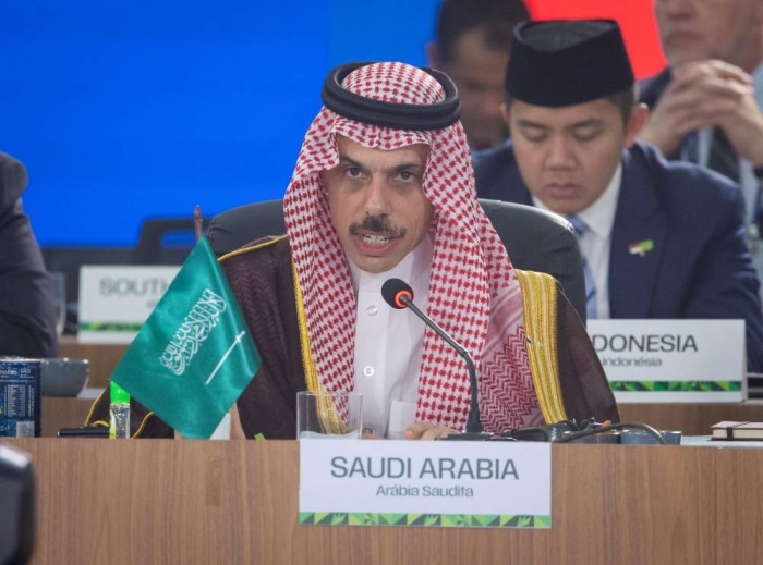 وزير الخارجية السعودي: ندعو لتعاون دولي لإنهاء مأساة غزة