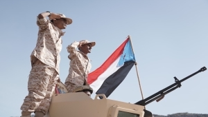 بعد الإعتداء على مشاركات وخطفهن.. مليشيا الانتقالي تمنع تظاهرة نسوية في عدن