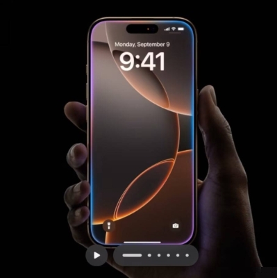 لتجربة شاشة نظيفة كليًا في سلسلة iPhone 18 Pro.. هل تتخلى آبل عن 'الجزيرة التفاعلية'؟