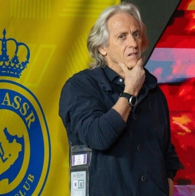 التشكيل الكامل لجهاز جورجي جيسوس مع النصر يضم 7 أسماء