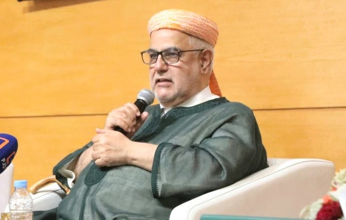 ابن كيران يشكوا منعه من الإذاعة والتلفزيون ويهاجم "طوطو" مجددا