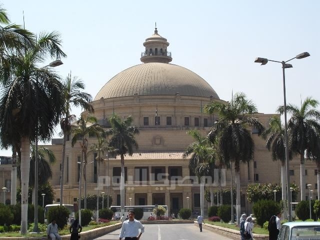 Government says it has no intention to privatize Egypt's public universities