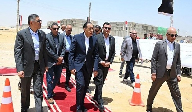 PM inspects Sheikh Zayed expansion works in Giza