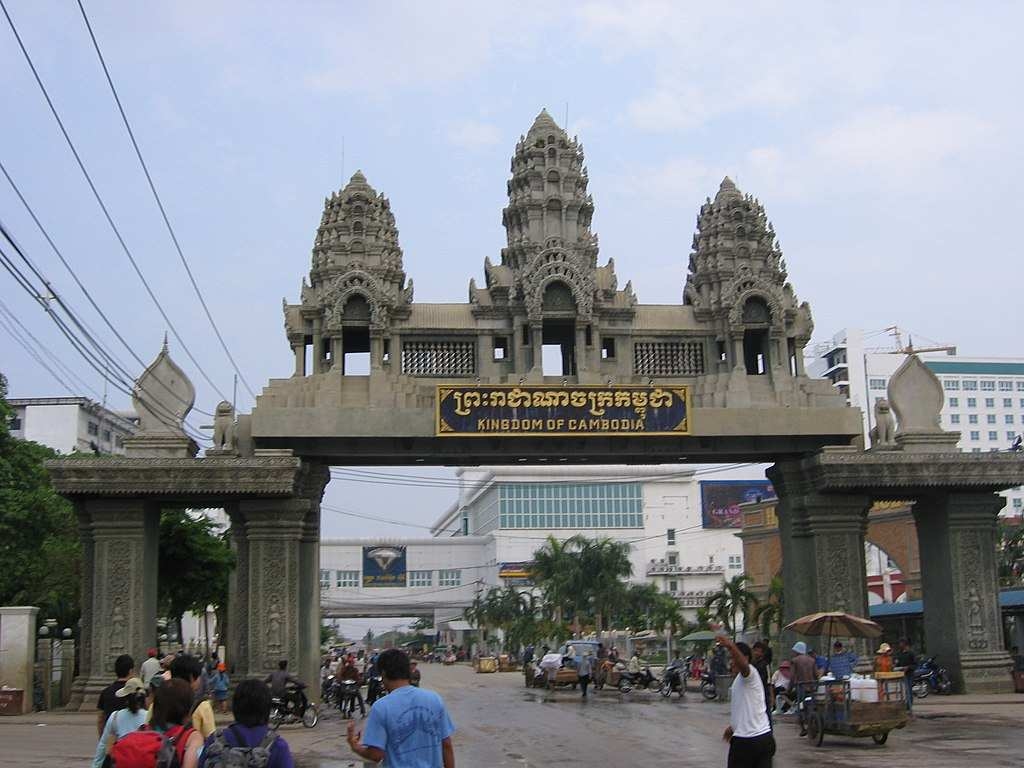 Cambodia to begin conscripting civilians amid border row with Thailand