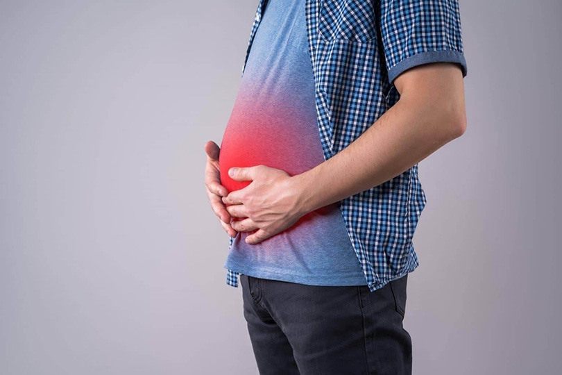 أمعائك تصرخ: 6 علامات صامتة تكشف خللًا خطيرًا في صحتك!