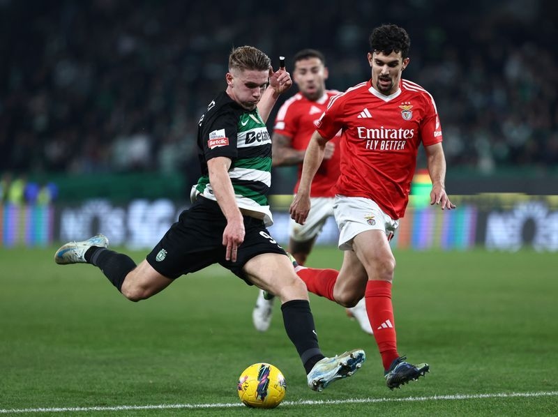 Soccer-Portuguese title on the line as Benfica host rivals Sporting