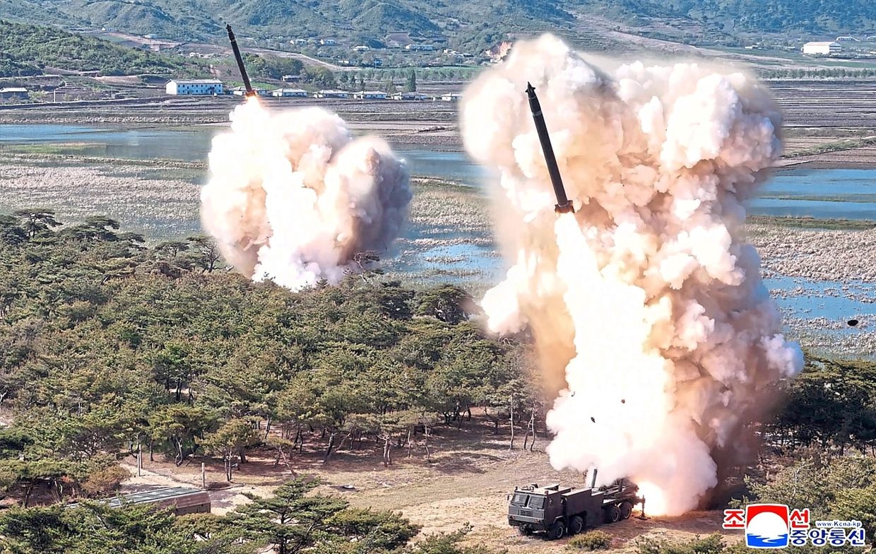 Kim supervises nuclear strike simulation