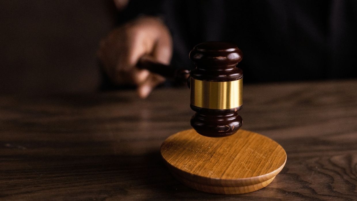 10 fined for providing fake birth information