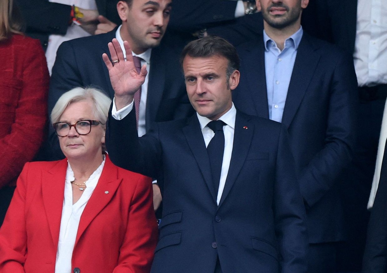 Macron kicks off Asia tour in Vietnam with focus on energy
