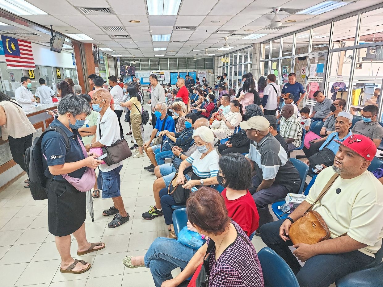 Virologist: Stay vigilant during the school break