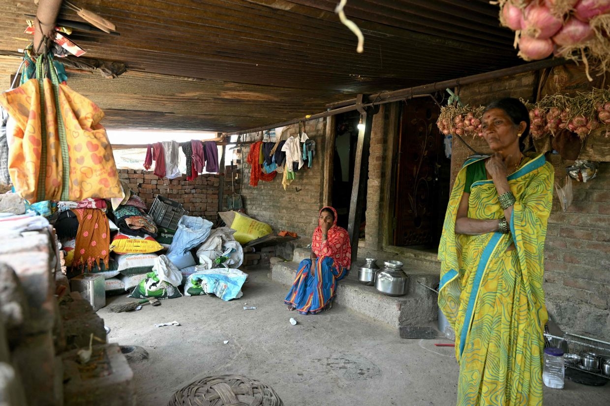 Climate change heightens risk of Indian farmer suicides