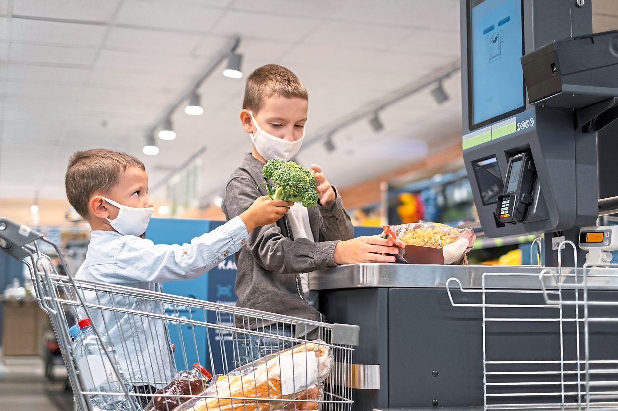 Want your kids to be street smart? Let them experience the world on their own
