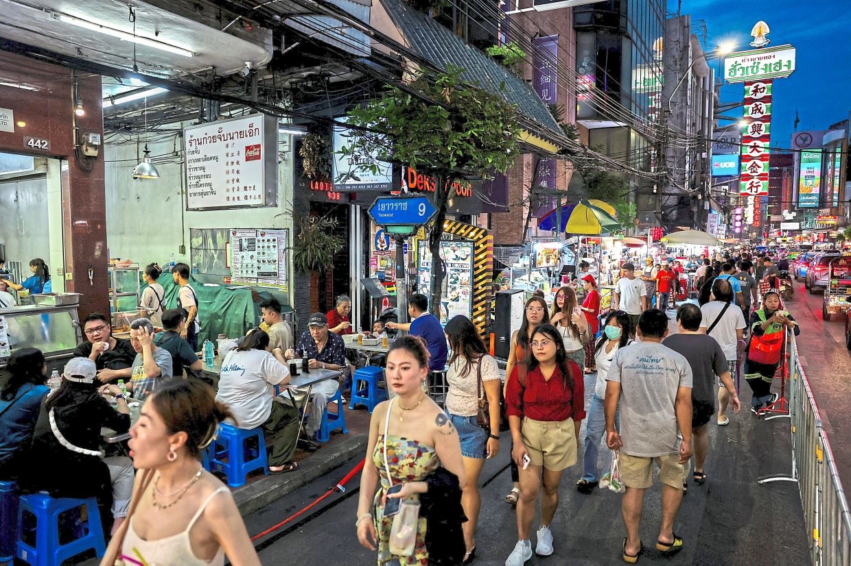 Thai investor confidence holds steady amid economic concerns