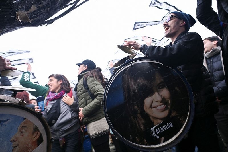Thousands march in Buenos Aires as ex-president Kirchner starts house arrest