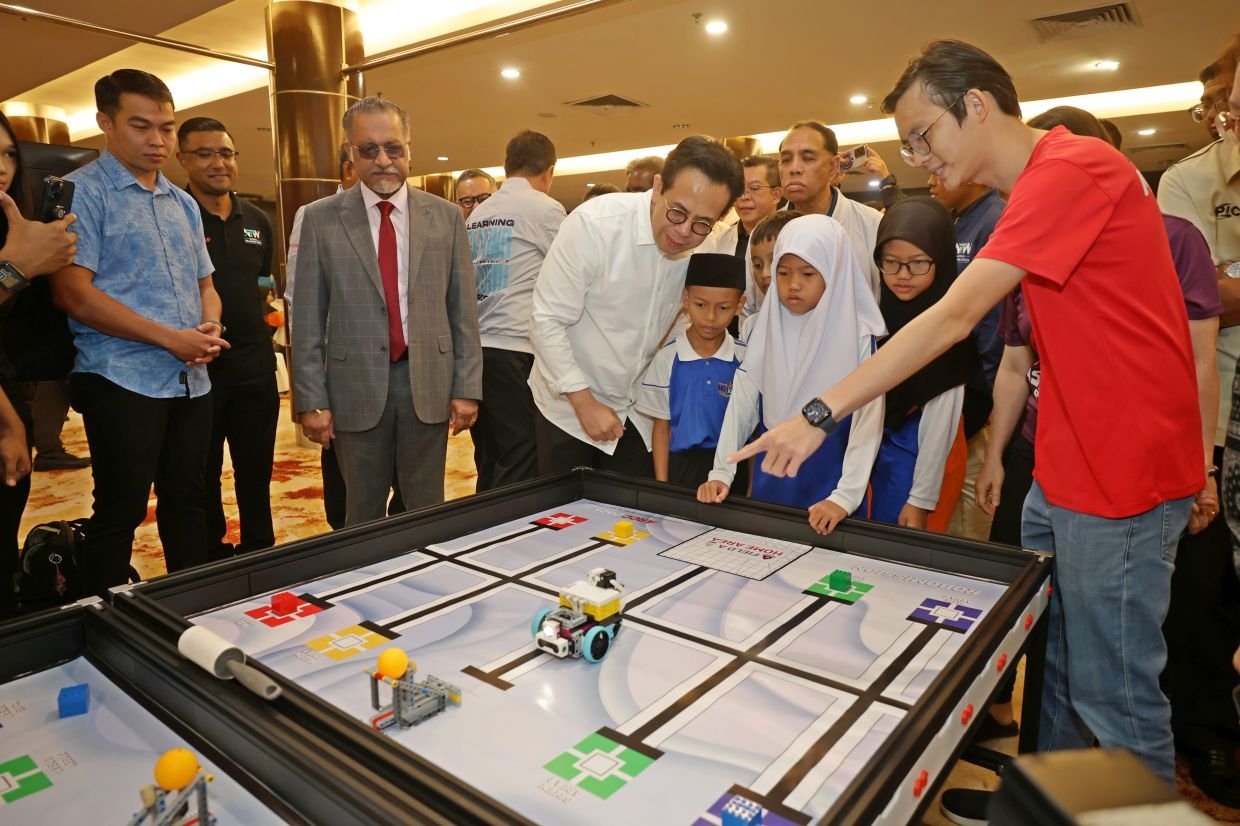 HR Ministry to collaborate with Penang govt to develop Penang Chip Design Academy