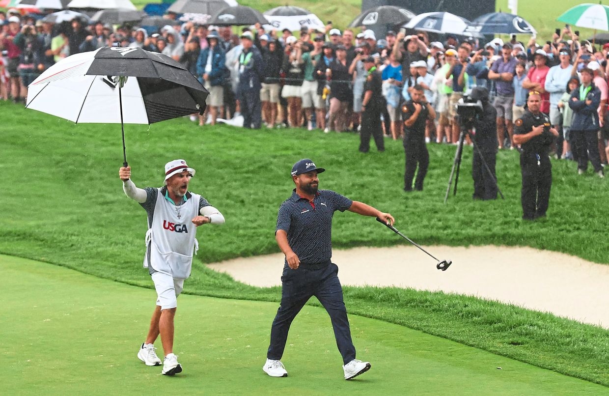 Brilliant Oakmont beauty