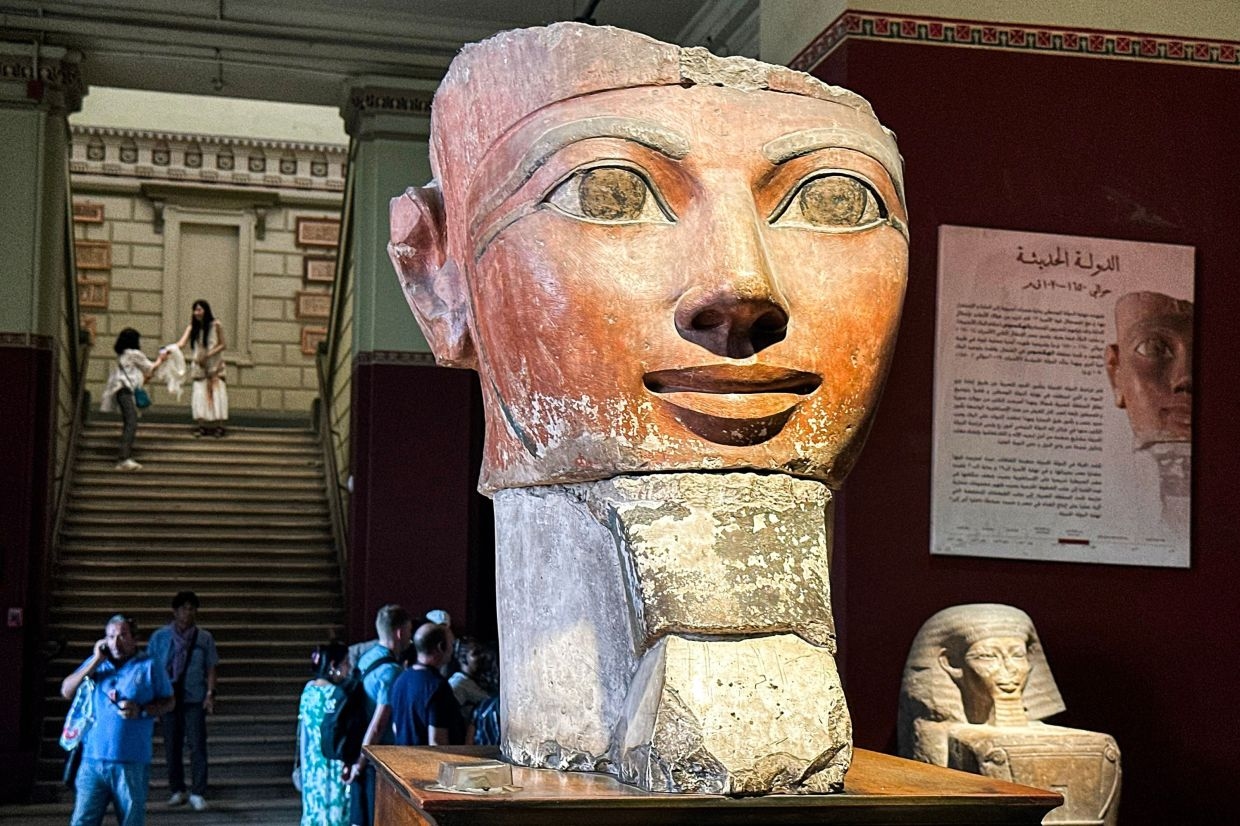 Gender not main factor in attacks on Egyptian woman pharaoh: study