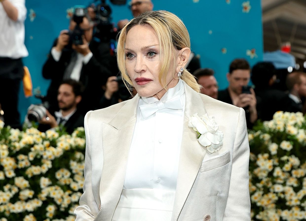 Actor calls out Madonna for using iPad during Broadway musical 'Hamilton'
